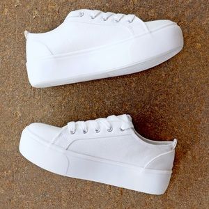 Soda Platform Super Cute Sneakers